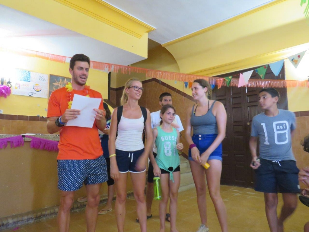 Village Camps International Summer Camp Chiclana, Spain 2017-07-28 https://www.villagecamps.com/journals_admin/images/1839-8562-IMG_8149 (10).jpg